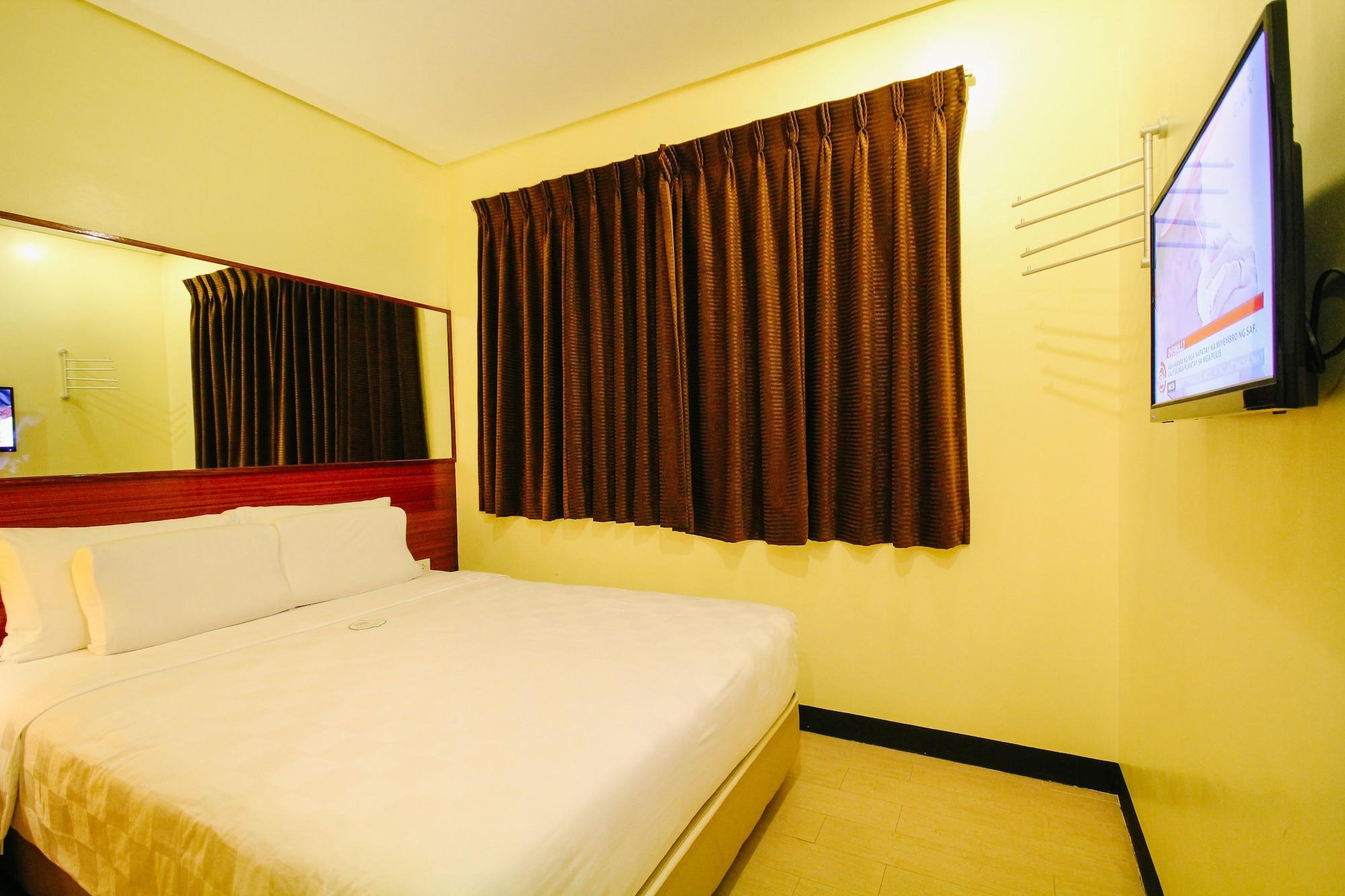 Go Hotels טקלובן מראה חיצוני תמונה