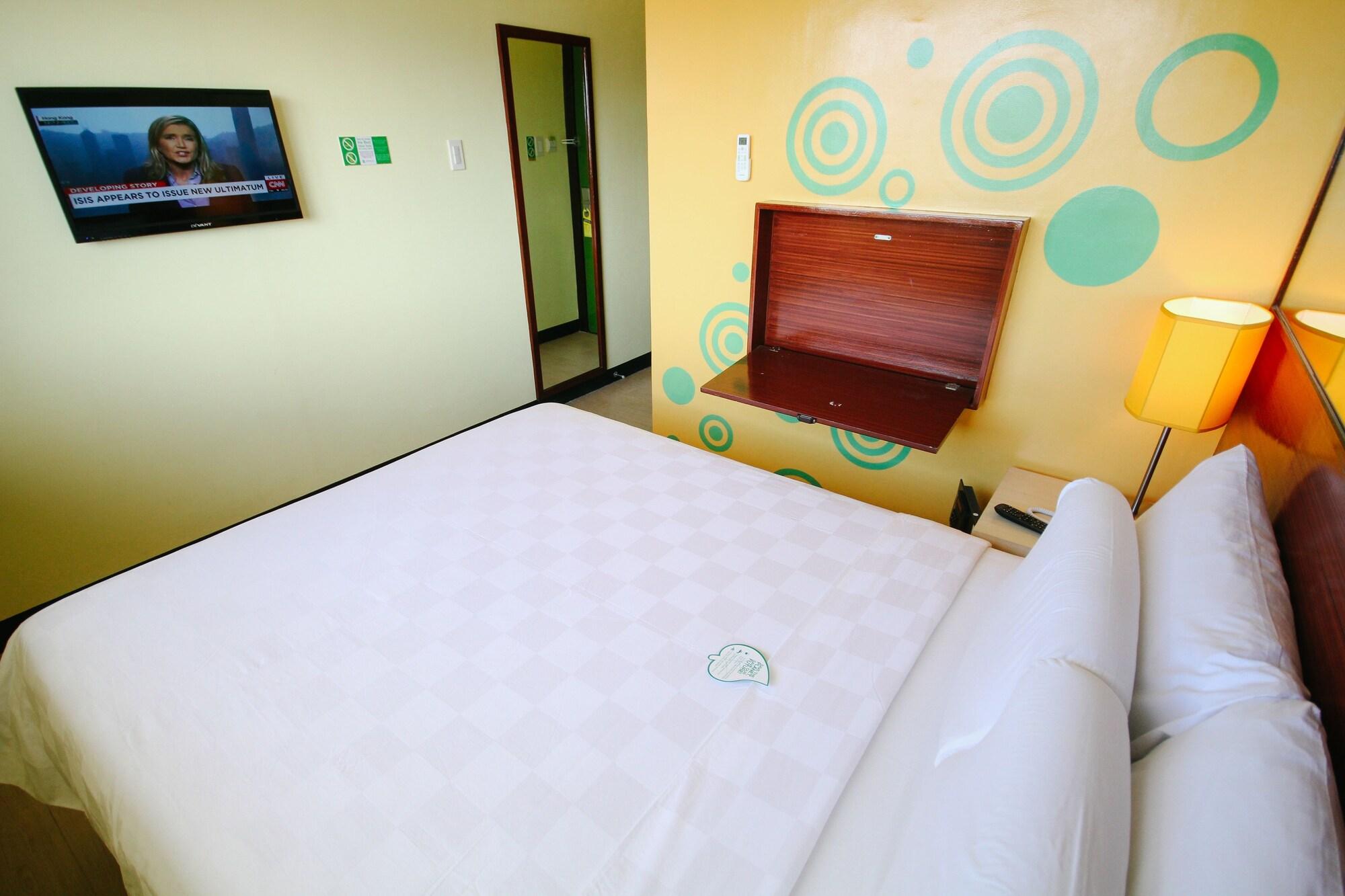 Go Hotels טקלובן מראה חיצוני תמונה