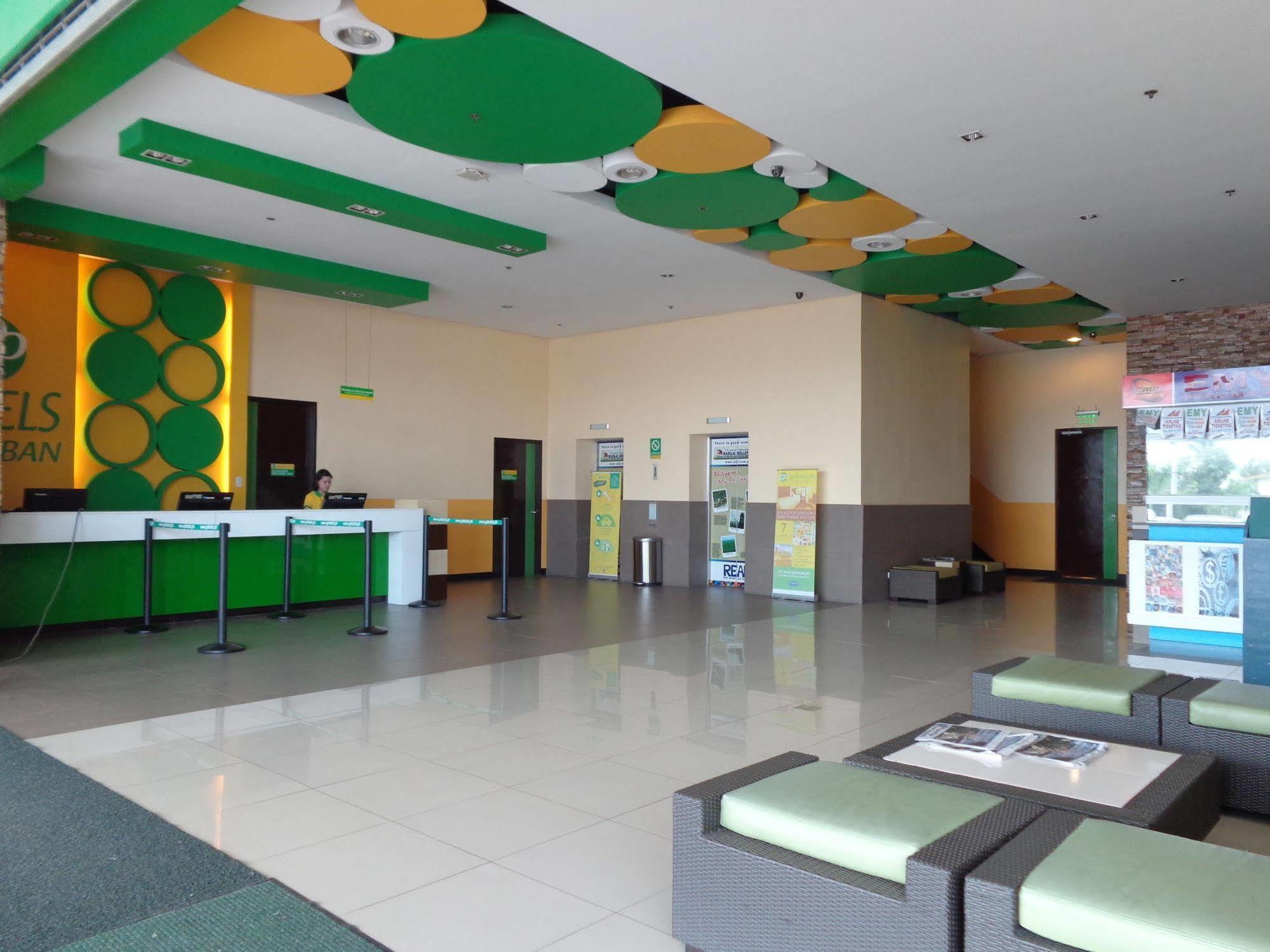 Go Hotels טקלובן מראה חיצוני תמונה